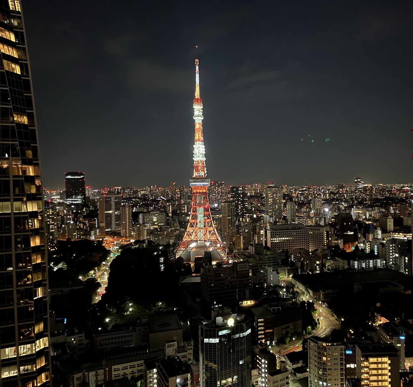 東京タワーを望む夜景
